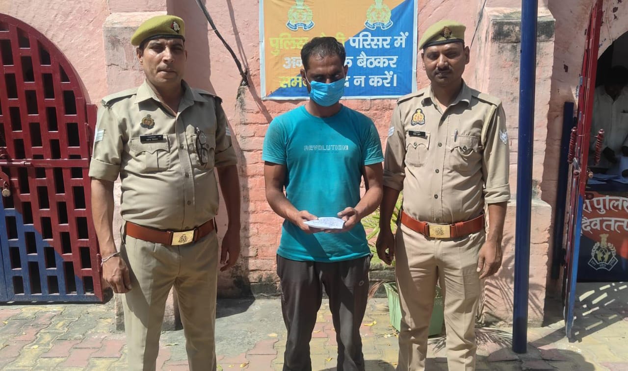 चौसाना चौकी की तिहरी चोट: नशा तस्करों की श्यामत, जन प्रतिनिधियों ने जताया पुलिस का सम्मान